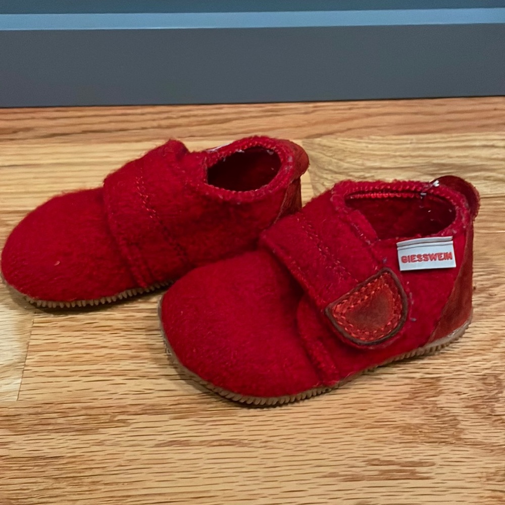 Toddler slippers